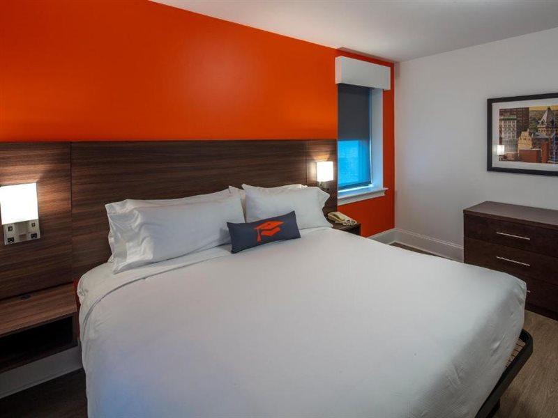 Collegian Hotel & Suites, Trademark Collection By Wyndham Syracuse Buitenkant foto